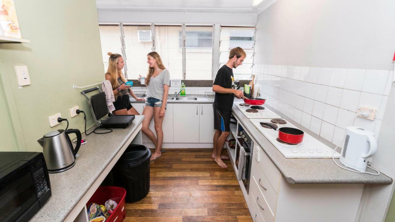 Hostel Castaways Backpackers Cairns Zewnętrze zdjęcie